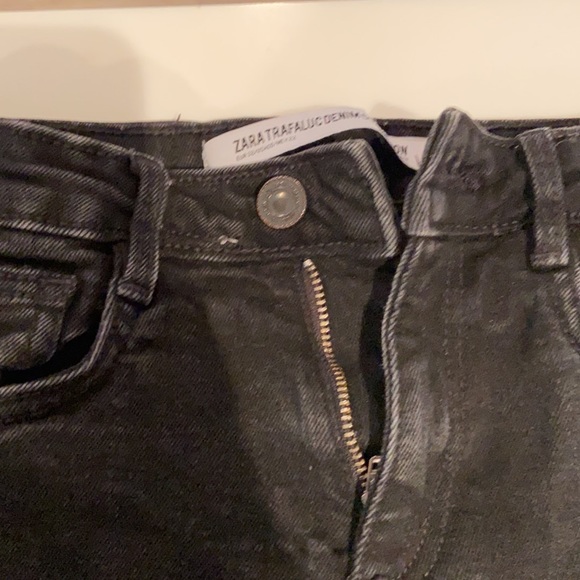 ZARA Black Skinny Ripped Jeans - Picture 2 of 4